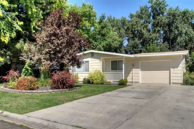 66 S Riverview, Eagle, ID 83616 photo 1