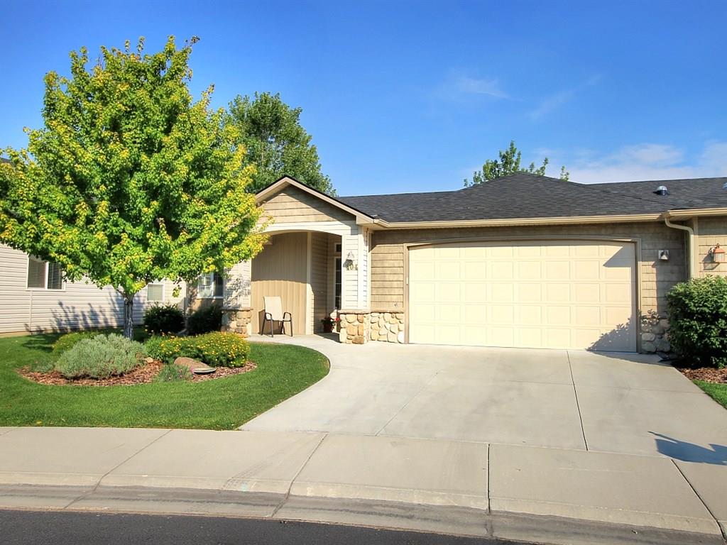 404 S Golden Eagle Ln, Eagle, ID 83616 photo 1