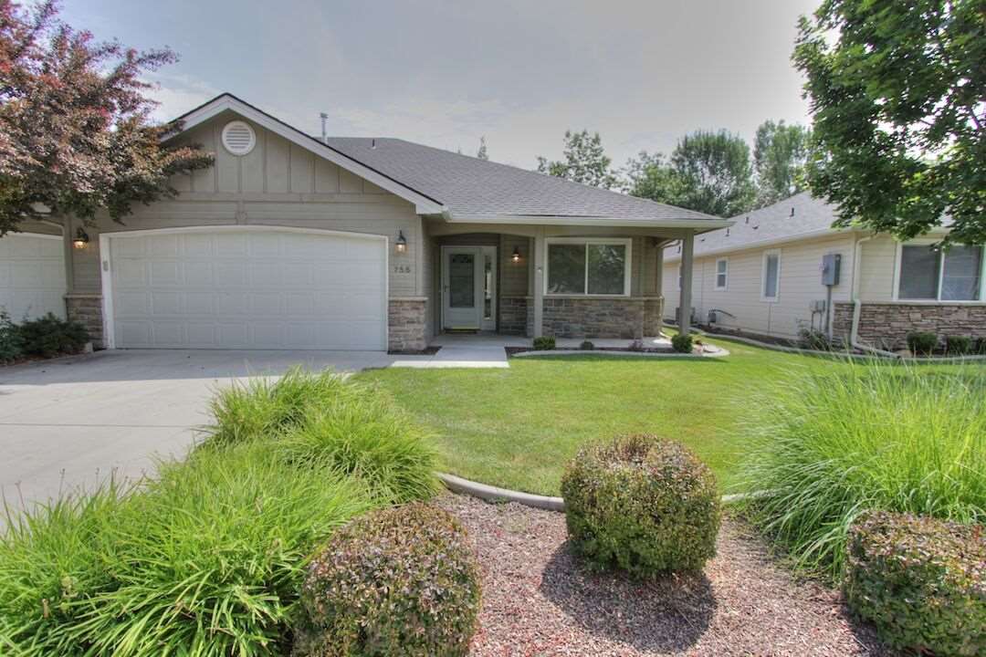 755 N Eagle, Eagle, ID 83616 photo 1