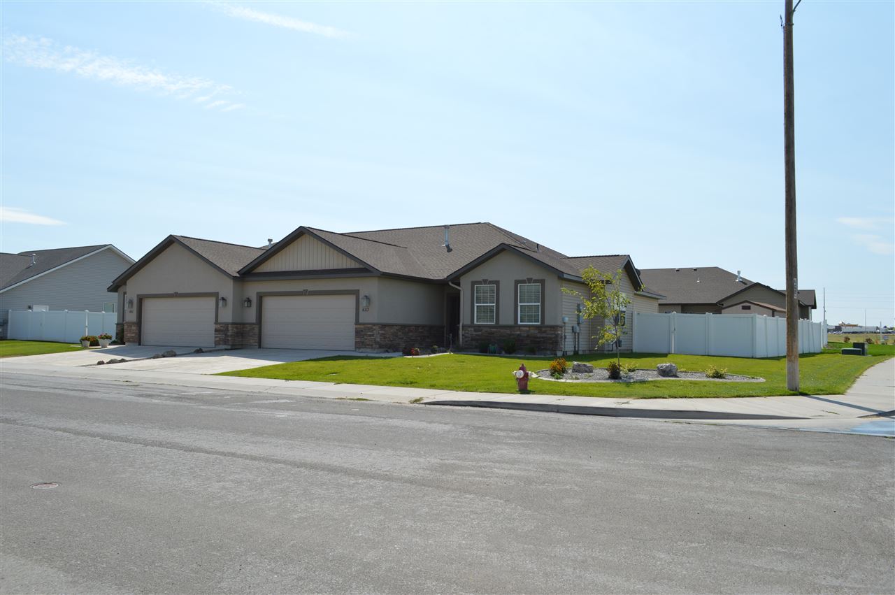 483 Falling Leaf Ln, Twin Falls, ID 83301 photo 1