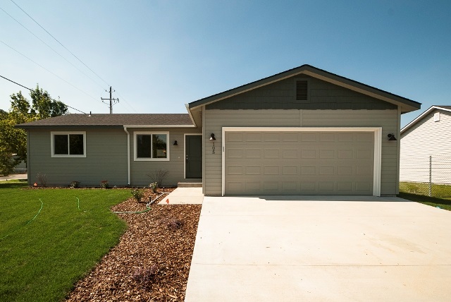 105 Buffalo Ct, Wilder, ID 83676 photo 1