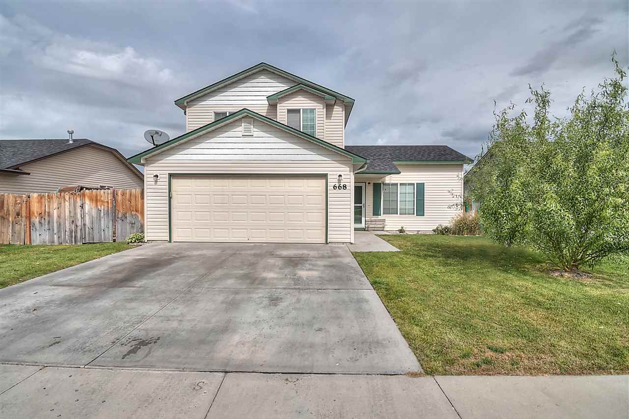 668 E Cinnabear Dr, Kuna, ID 83634 photo 1
