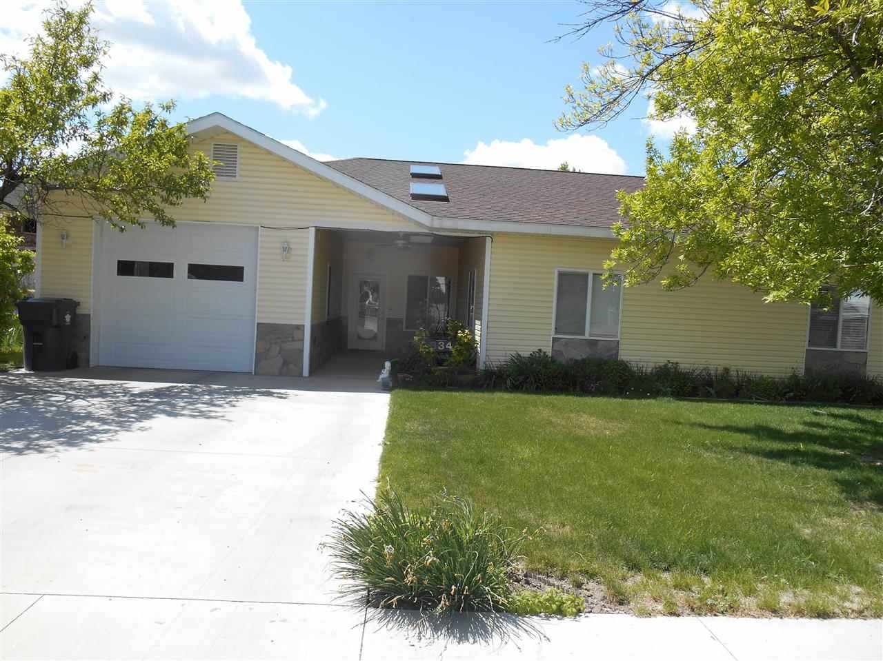834 Adell Ave, Filer, ID 83328 photo 1