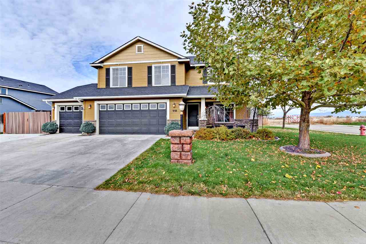 958 E Limestone, Kuna, ID 83634 photo 1