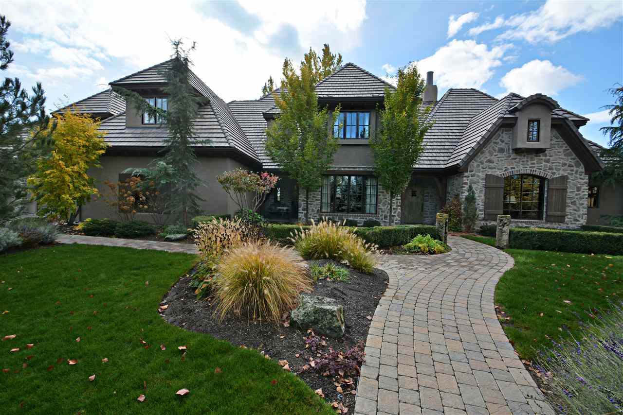 1061 W Shearwater Ln, Eagle, ID 83616 photo 1