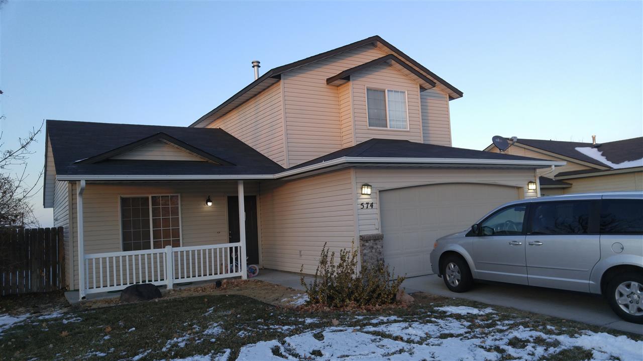574 E Full Moon, Kuna, ID 83634 photo 1