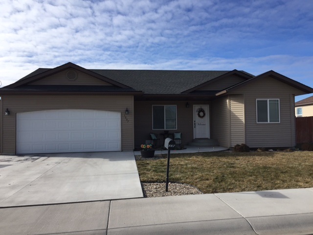 1007 Kristina Cir, Filer, ID 83328 photo 1