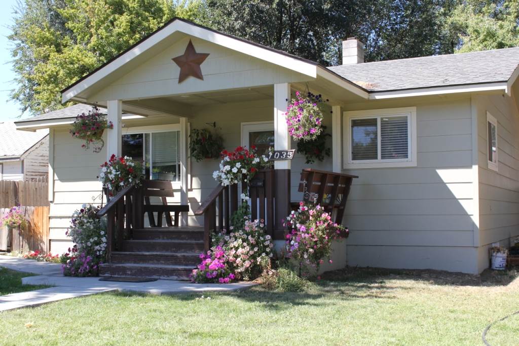 1035 W 2nd St, Weiser, ID 83672 photo 1