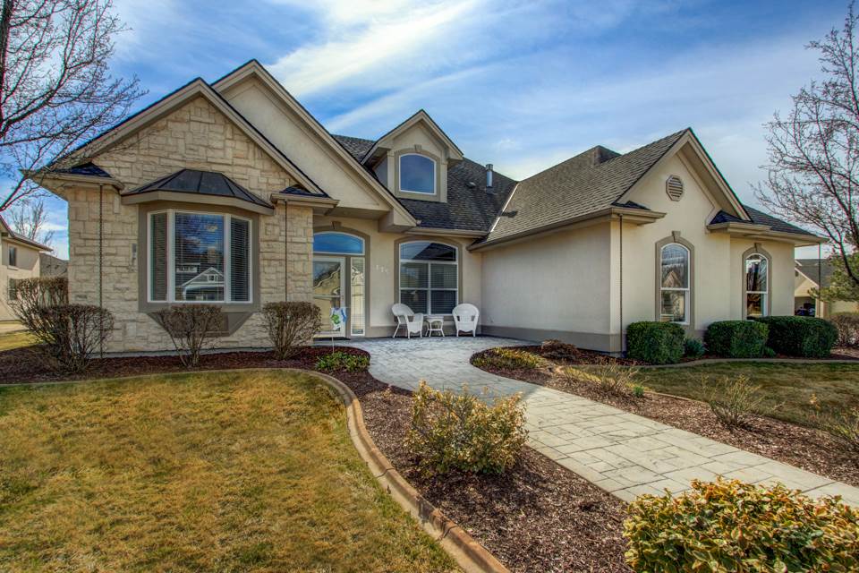 175 W Oakhampton Dr, Eagle, ID 83616 photo 1
