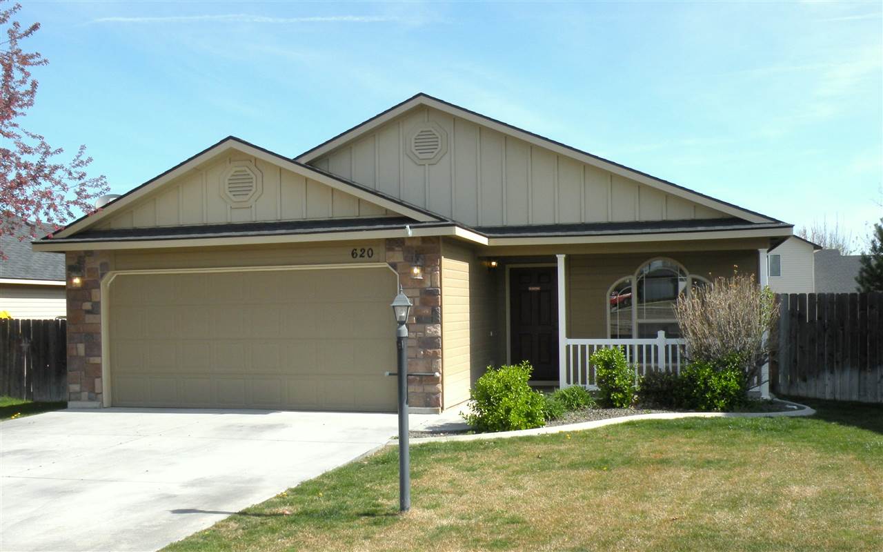 620 Chance St, Caldwell, ID 83605 photo 1