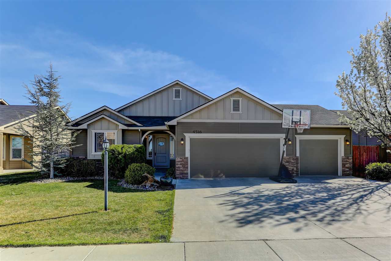 4516 Julie St, Caldwell, ID 83607 photo 1