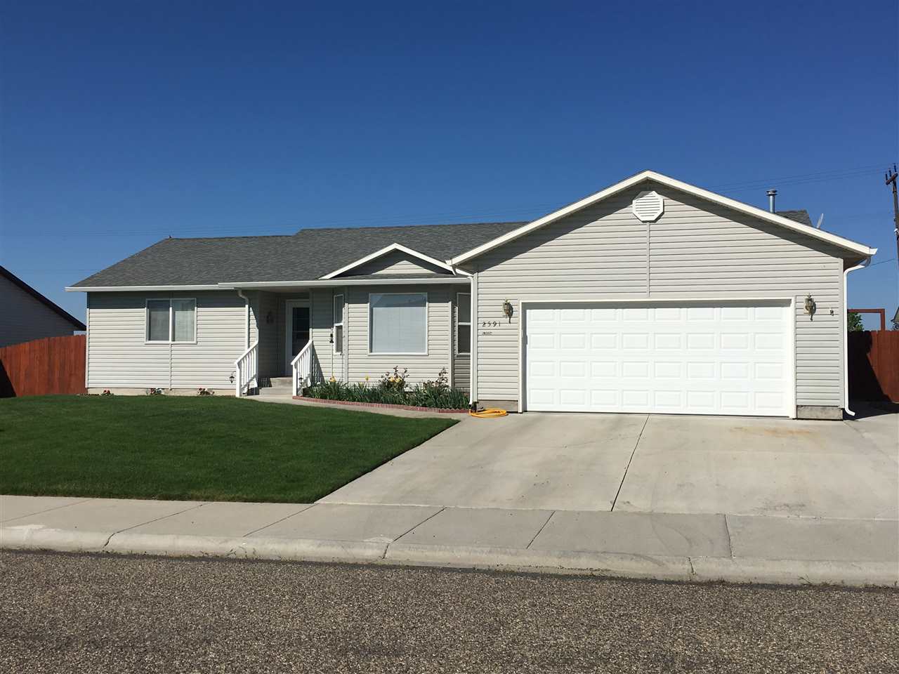 2591 W 8th St, Weiser, ID 83672 photo 1