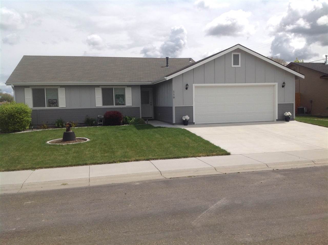 110 Mitchell Dr, Wilder, ID 83676 photo 1