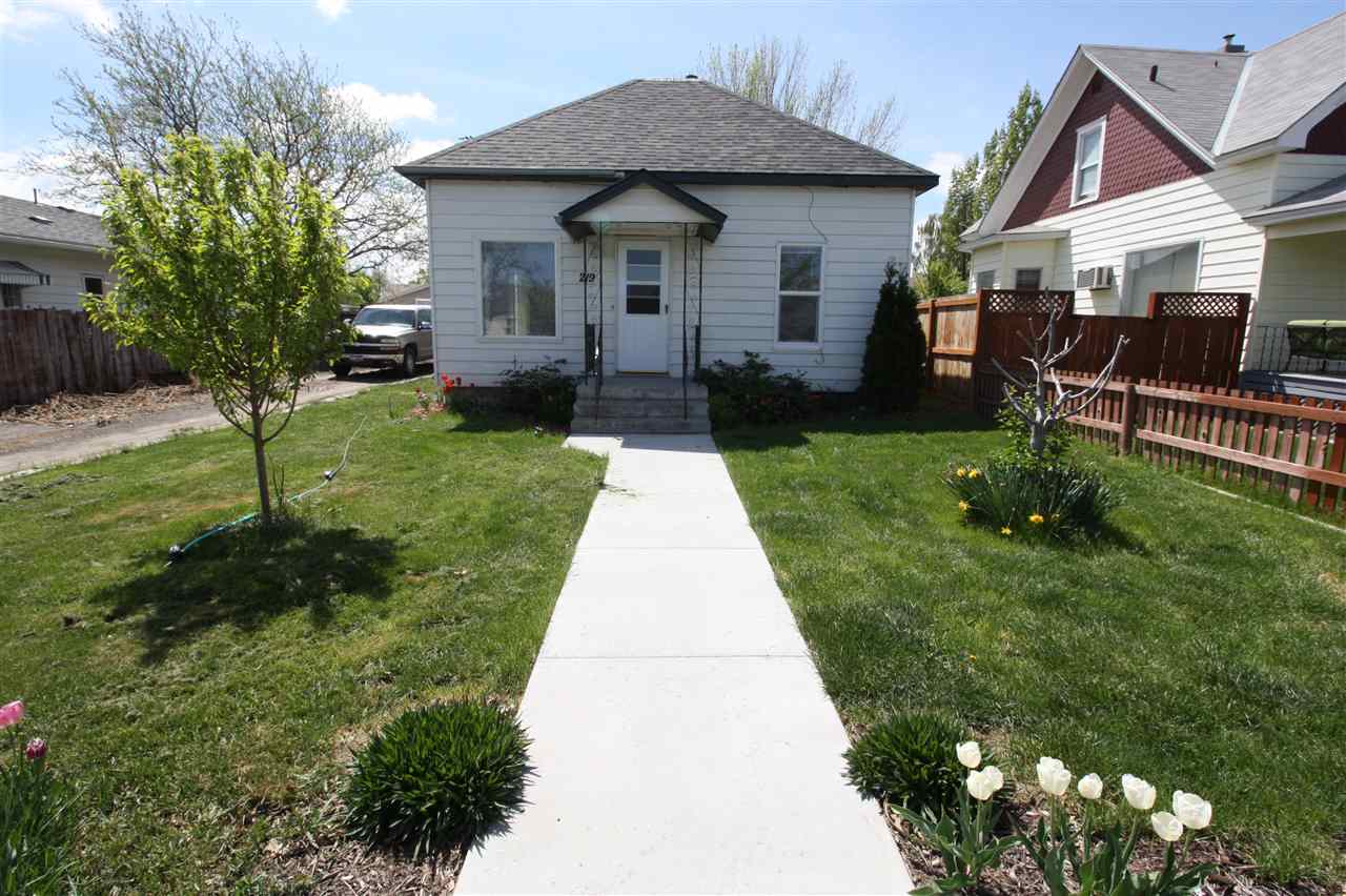 219 6th St, Filer, ID 83328 photo 1