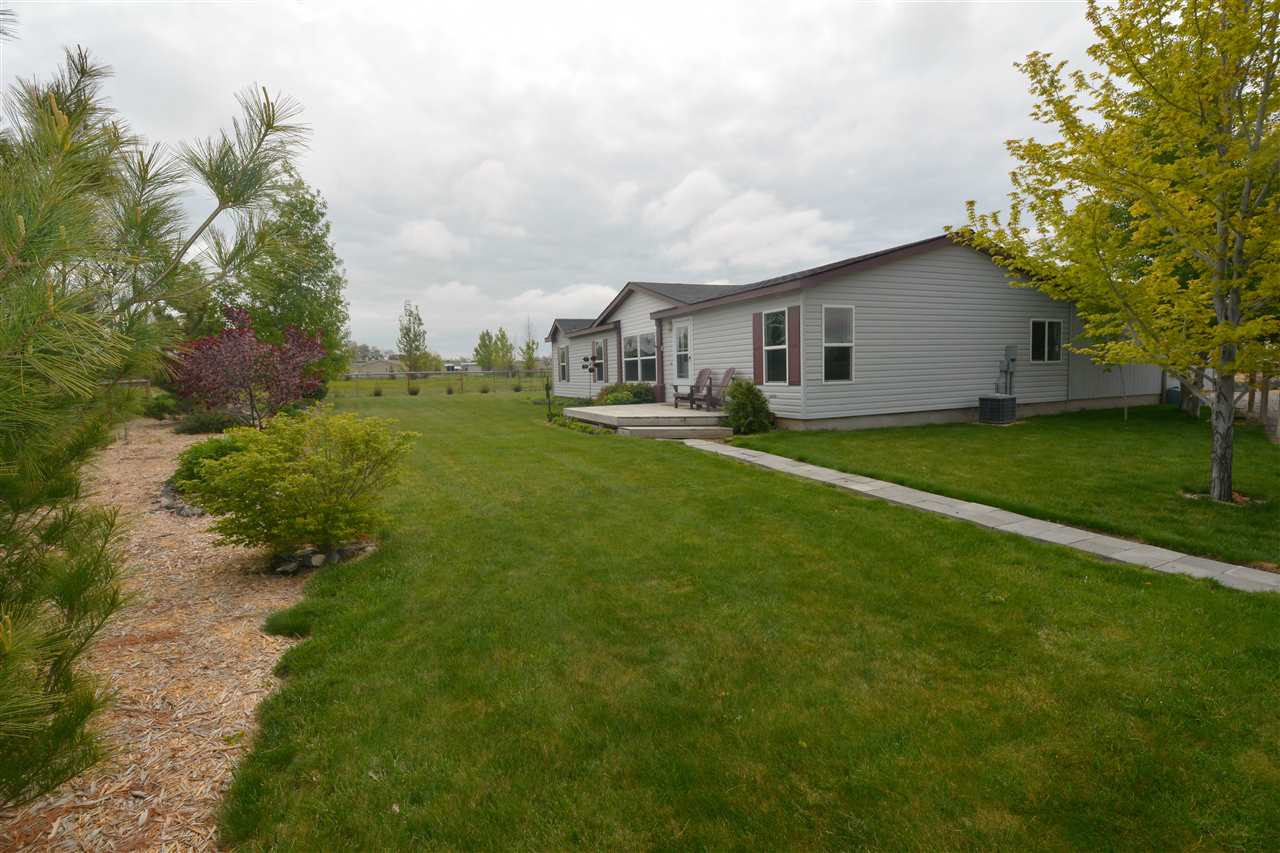 171 E 30 S, Shoshone, ID 83352 photo 1