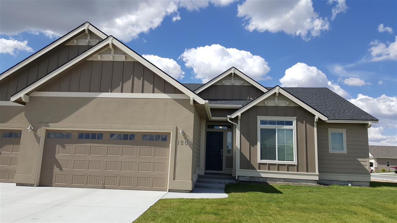 1208 Mountain View Dr, Jerome, ID 83338 photo 1