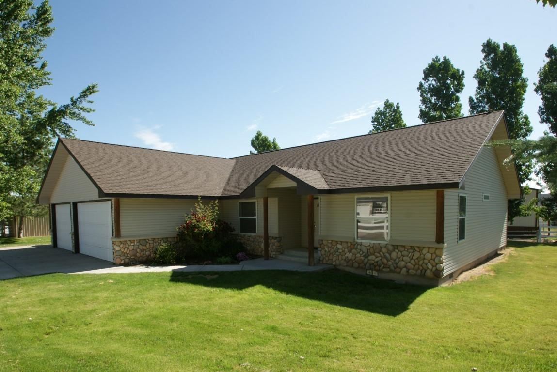 2482 E 3706 N, Twin Falls, ID 83301 photo 1