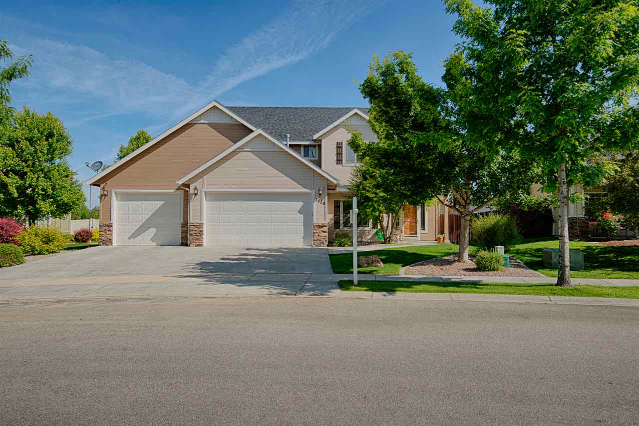 2836 E Shadowview St, Eagle, ID 83616 photo 1