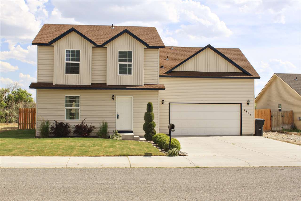 1407 Lauren Ln, Filer, ID 83328 photo 1