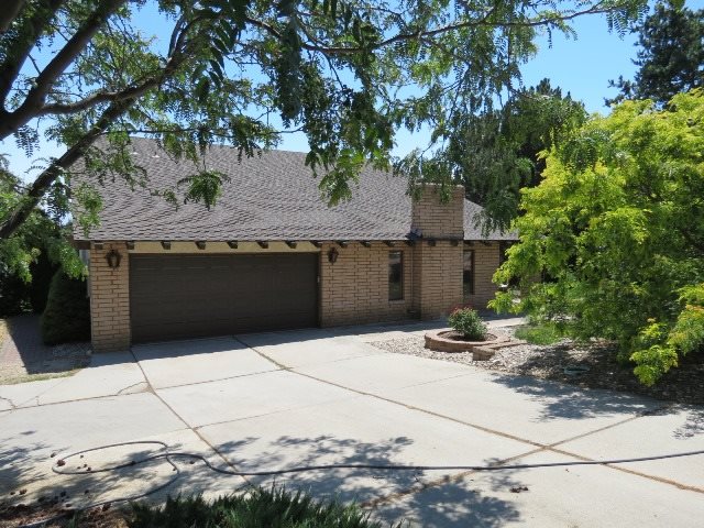 1056 Arlington Dr, Eagle, ID 83616 photo 1
