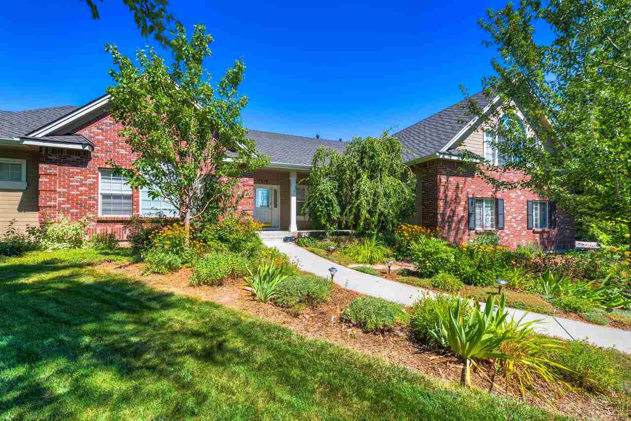 2426 E Highmeadow Ct, Eagle, ID 83616 photo 1