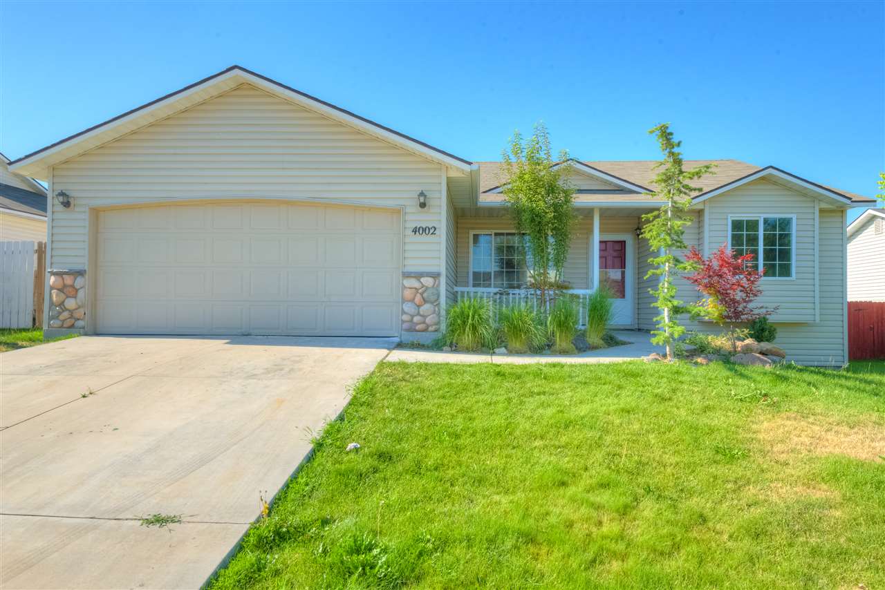 4002 Groveton St, Caldwell, ID 83605 photo 1