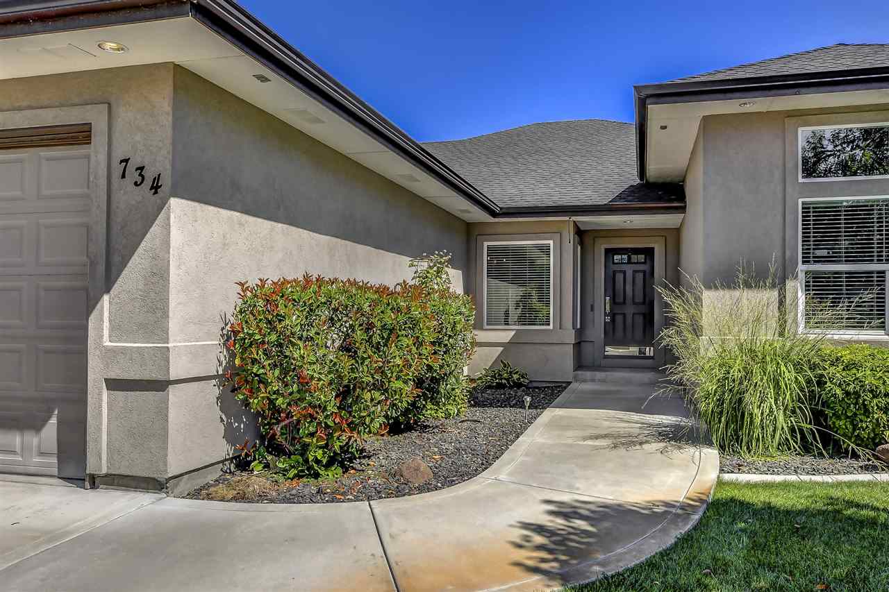 734 W Oakhampton Dr, Eagle, ID 83616 photo 1