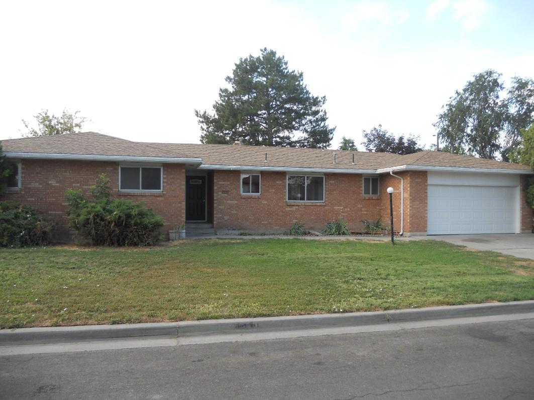 1950 9th Ave E, Twin Falls, ID 83301 photo 1