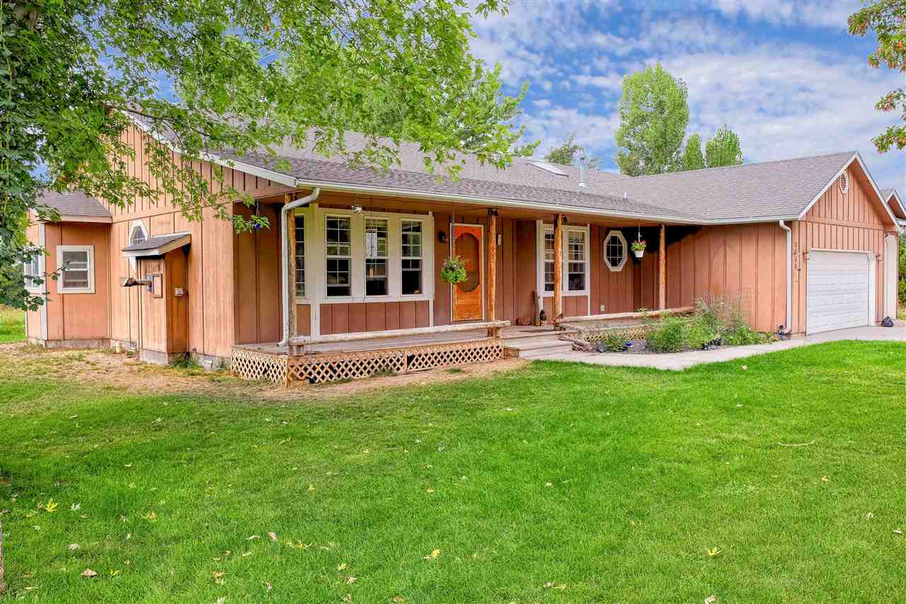 3555 W Beacon Lgt, Eagle, ID 83616 photo 1