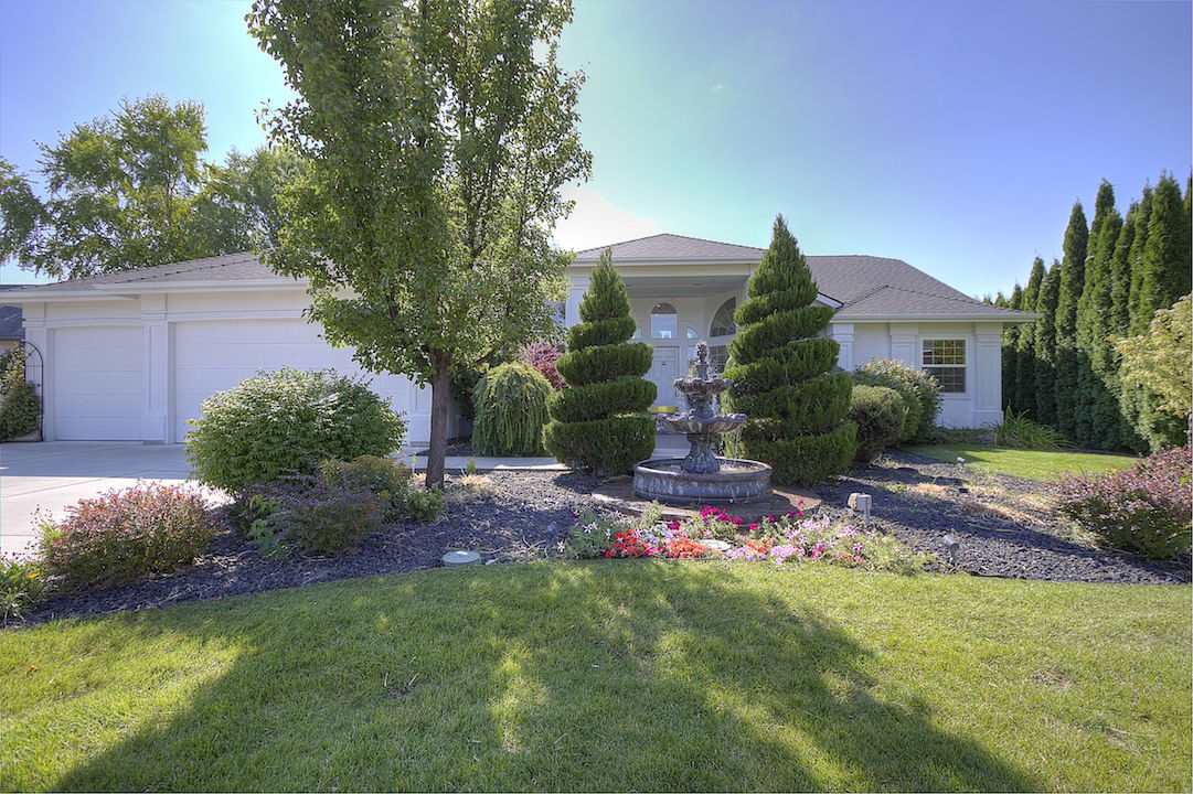 2461 E Brigantine Ct, Eagle, ID 83616 photo 1