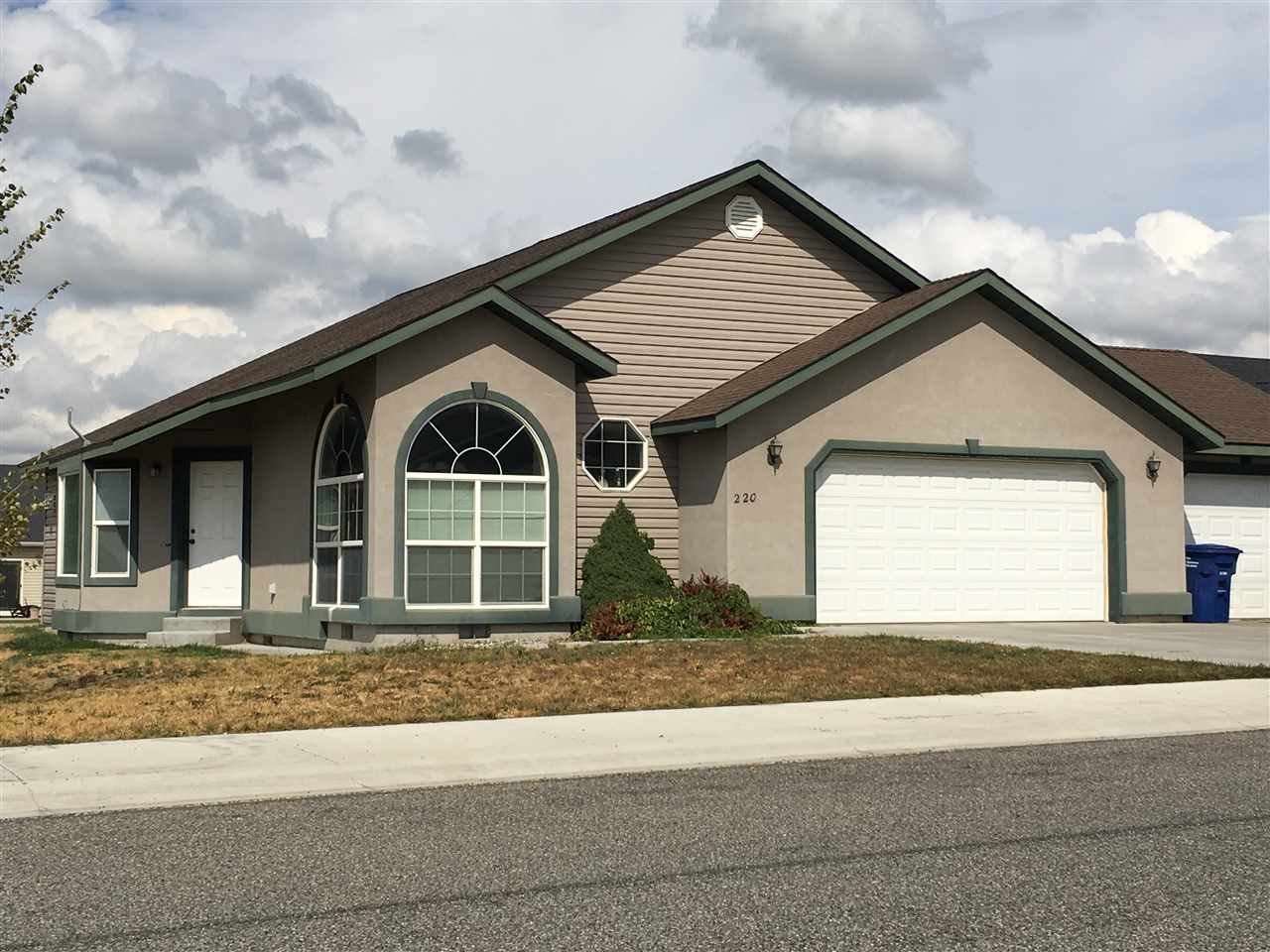 220 Teton Dr, Jerome, ID 83338 photo 1