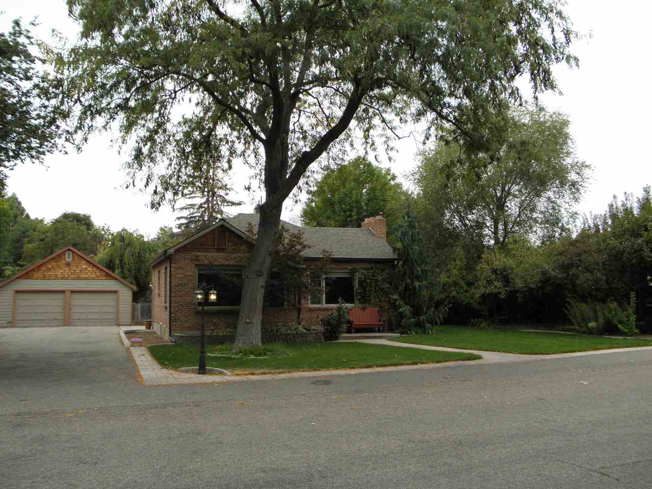207 S Eagleson Rd, Boise, ID 83705 photo 1
