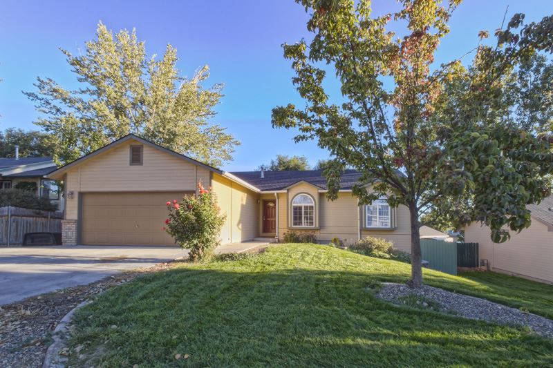 2725 Fox Pl, Nampa, ID 83687 photo 1