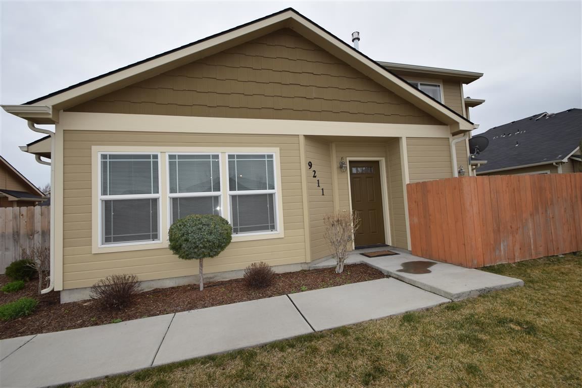 9211 W Brogan Dr, Boise, ID 83709 photo 1
