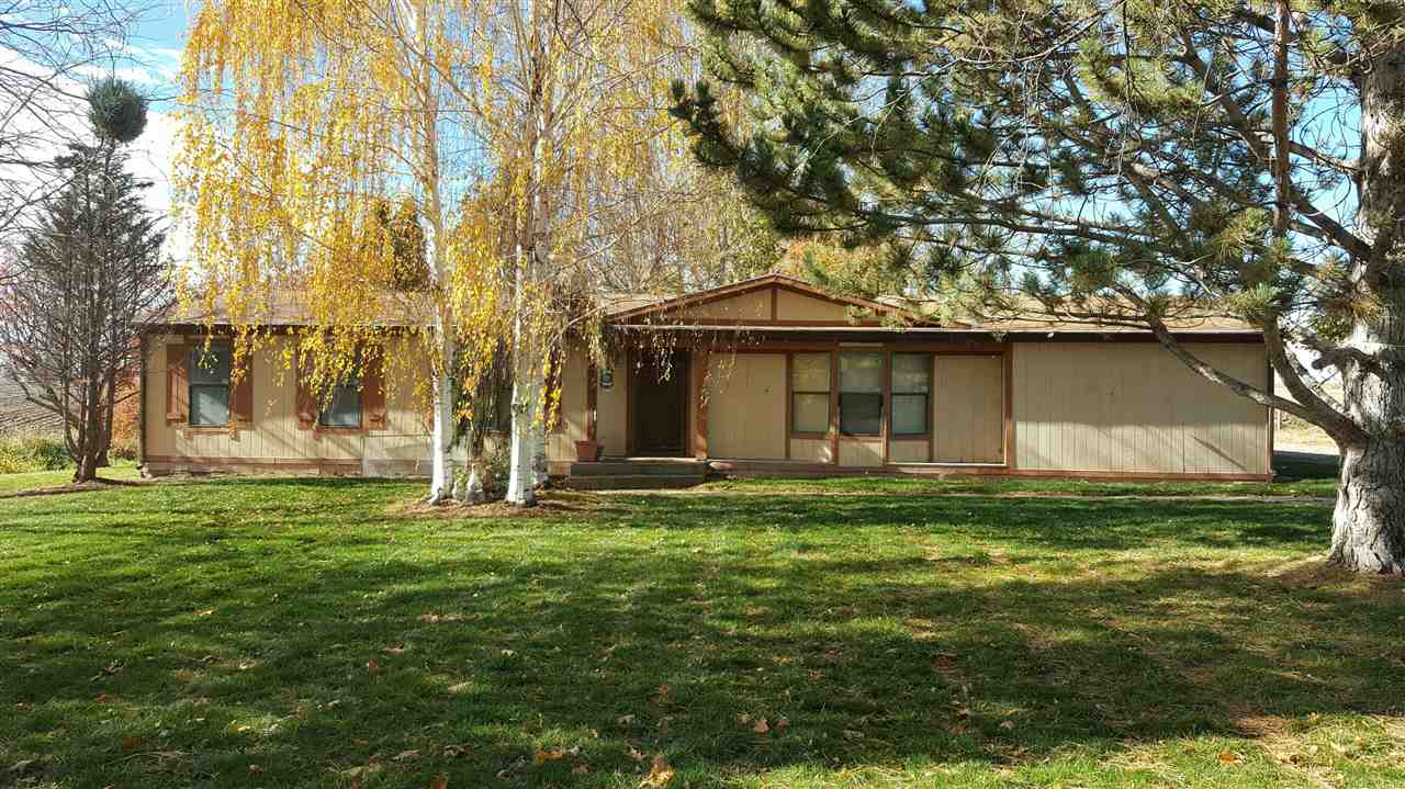 3543 N 3800 E, Hansen, ID 83334 photo 1