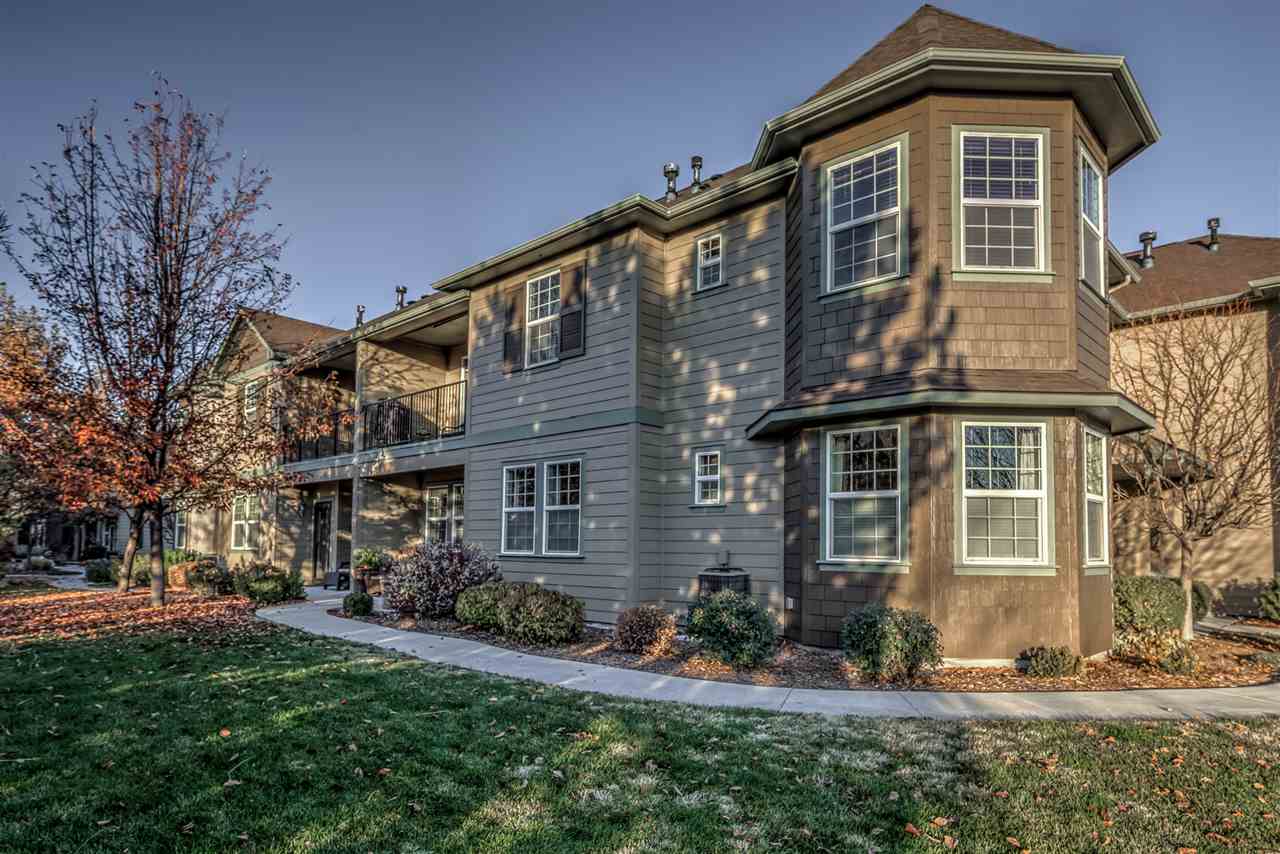 1282 E Winding Creek Dr, Eagle, ID 83616 photo 1