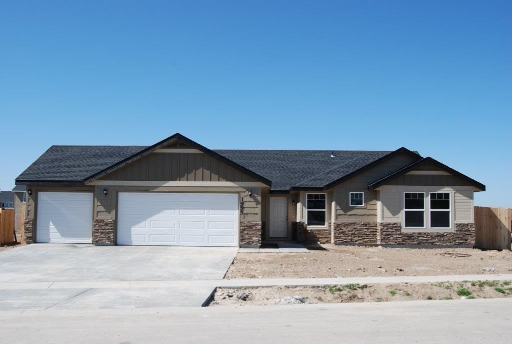 2003 Scotch Pine Dr, Middleton, ID 83644 photo 1
