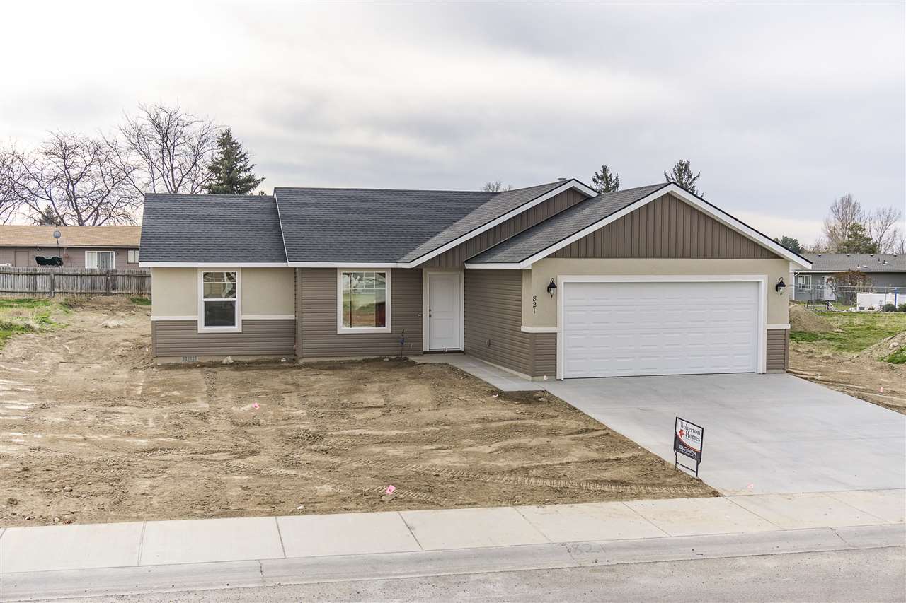 821 E 21st Ave, Jerome, ID 83338 photo 1