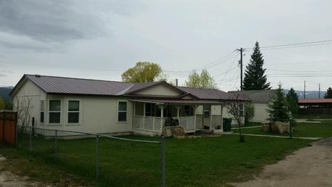 422 S Front St, Cascade, ID 83611 photo 1