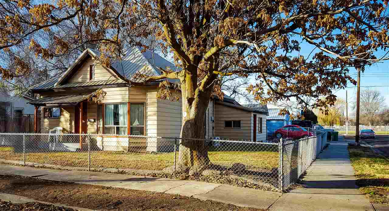 427 S Bryant St, Vale, OR 97918 photo 1