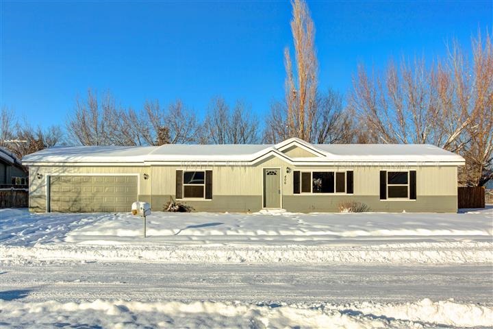 406 Cedar St, Middleton, ID 83644 photo 1