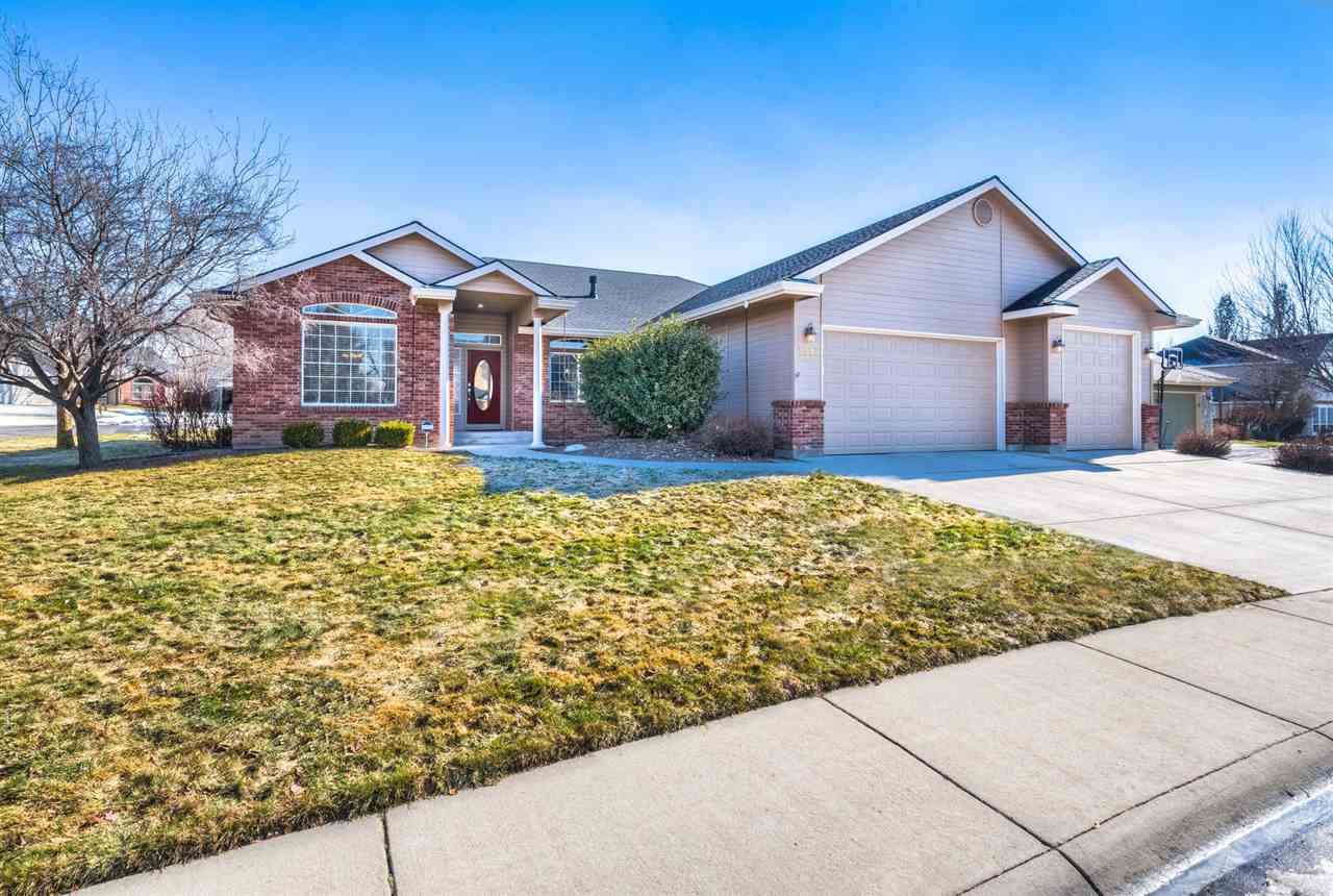 1542 N Mansfield Pl, Eagle, ID 83616 photo 1