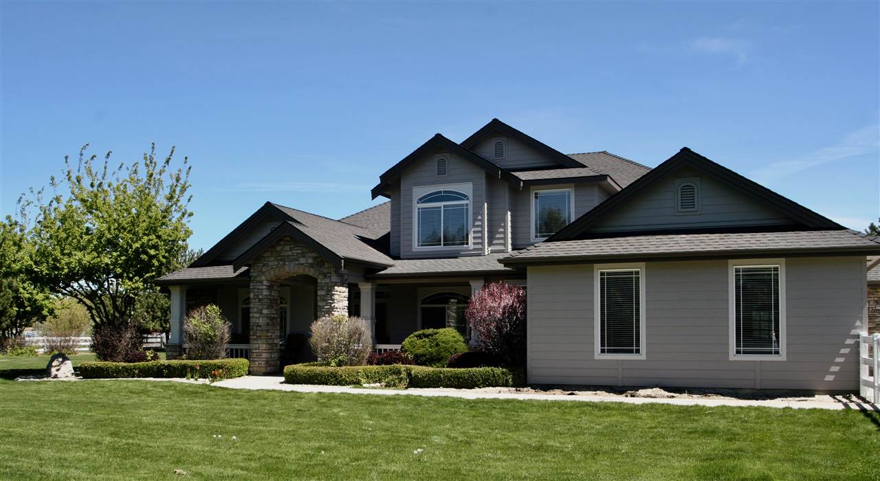 262 E Rocky Dr, Eagle, ID 83616 photo 1