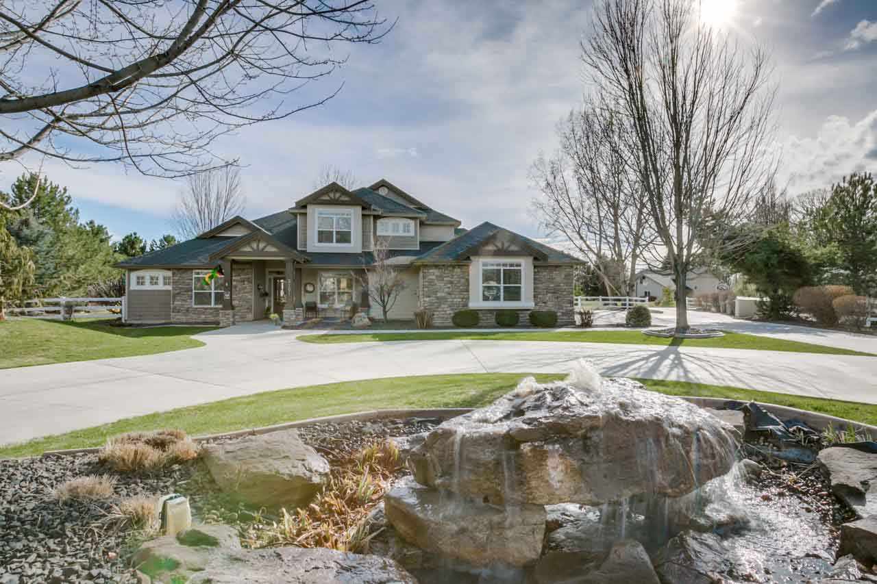 3101 W Champagne Ct, Eagle, ID 83616 photo 1