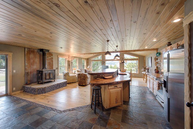 15 Ridge Rd, Cascade, ID 83611 photo 1