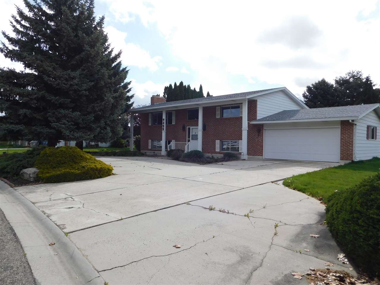 9435 W Hackamore, Boise, ID 83709 photo 1