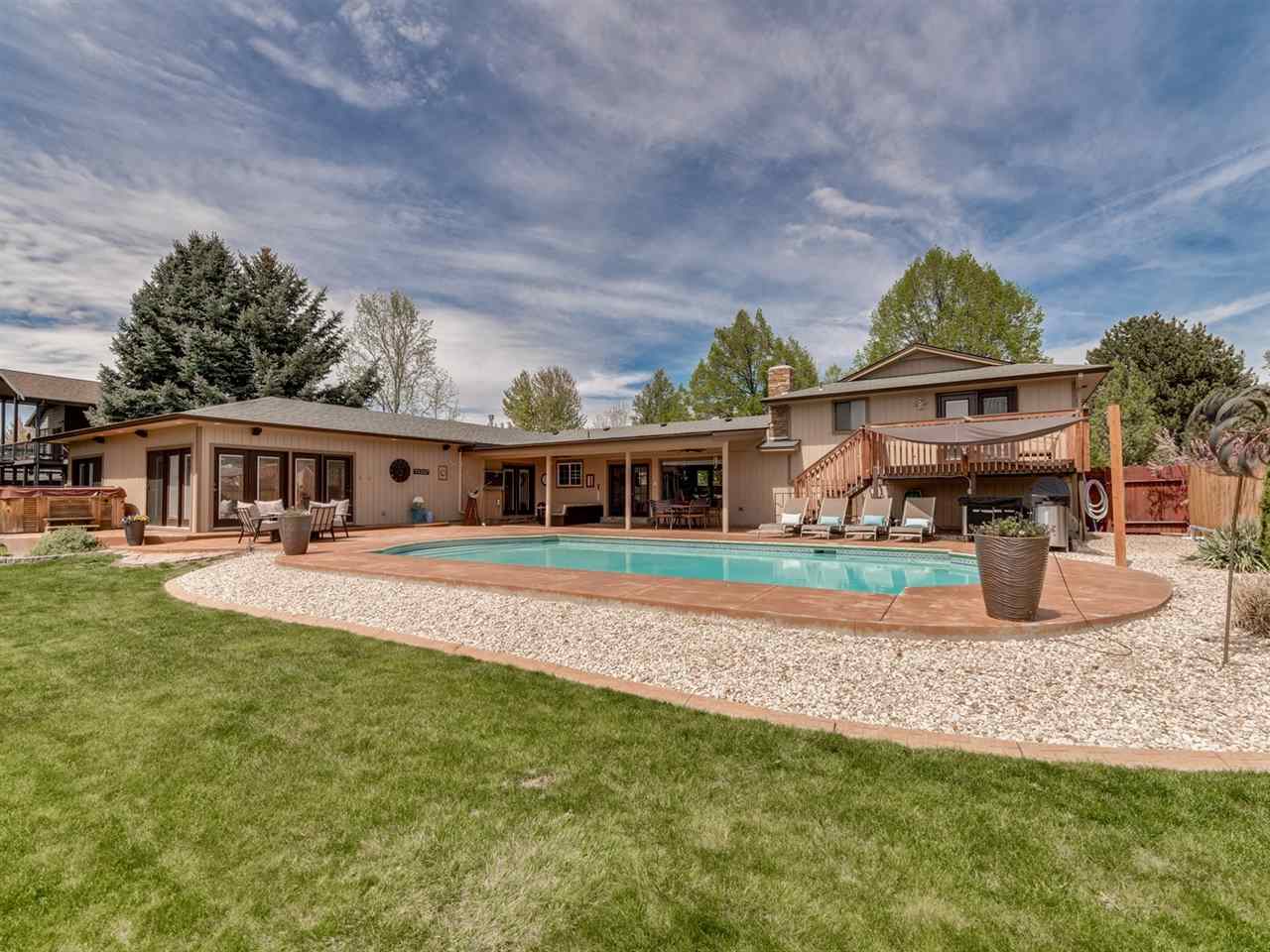 819 Ranch Dr, Eagle, ID 83616 photo 1
