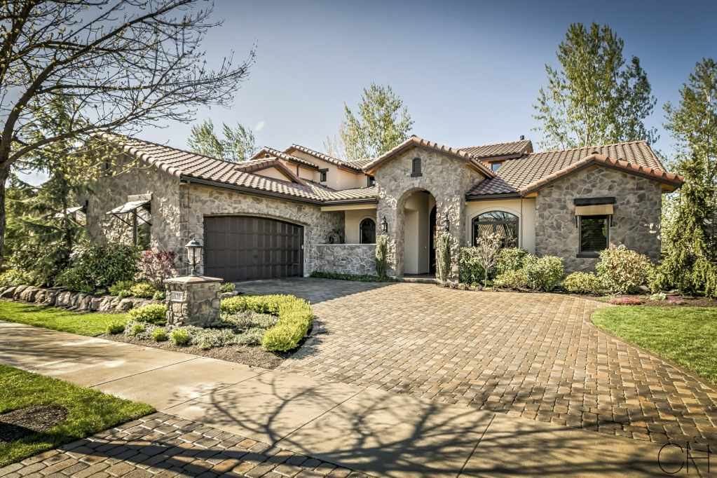 639 E Lake Briar Ln, Eagle, ID 83616 photo 1
