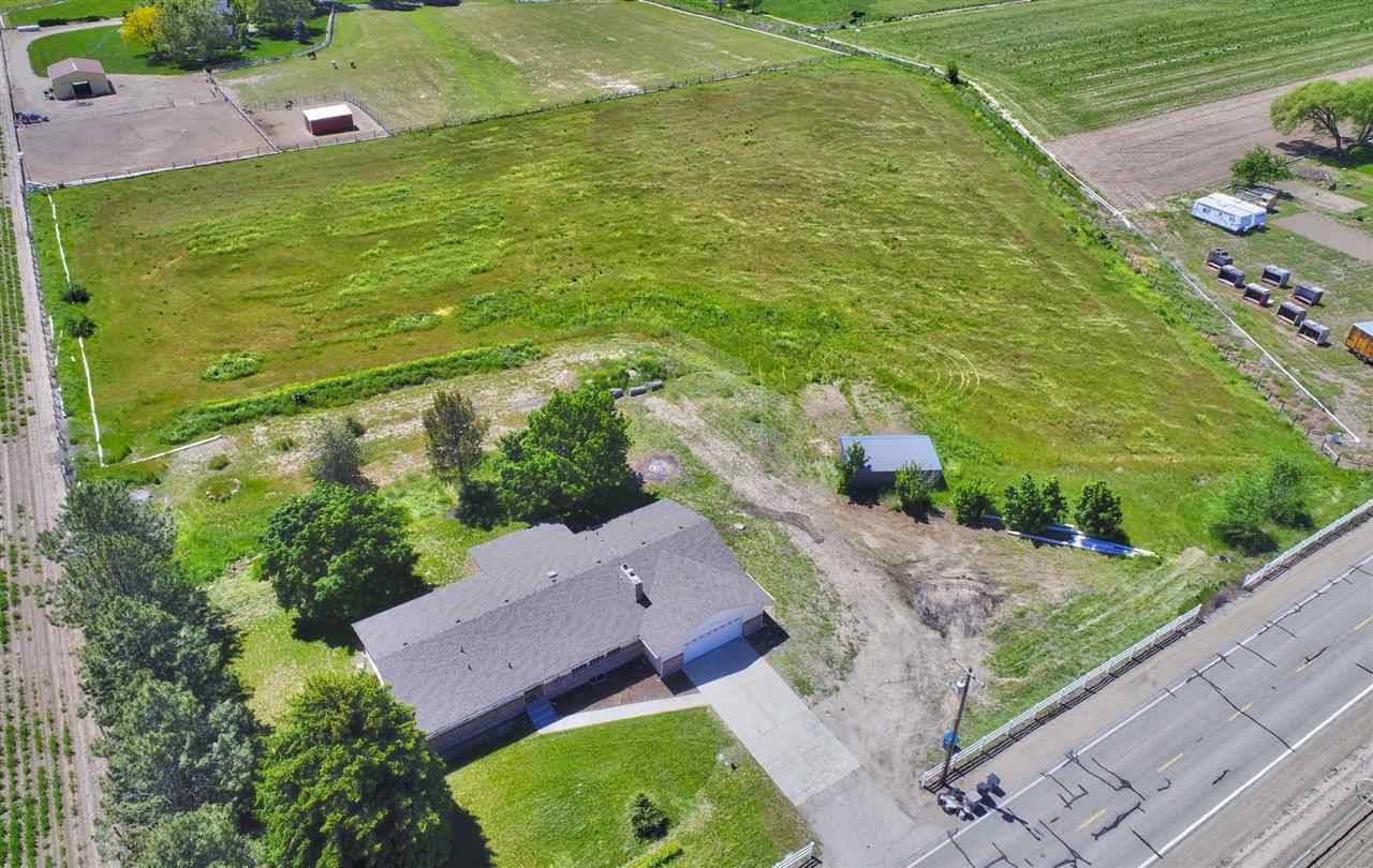 10011 W Beacon Light Rd, Star, ID 83669 photo 1