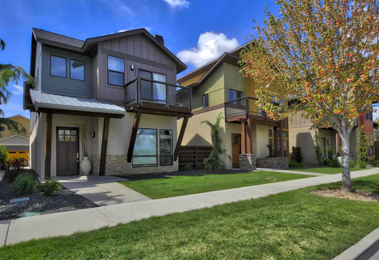 1217 E Lone Creek Dr, Eagle, ID 83616 photo 1